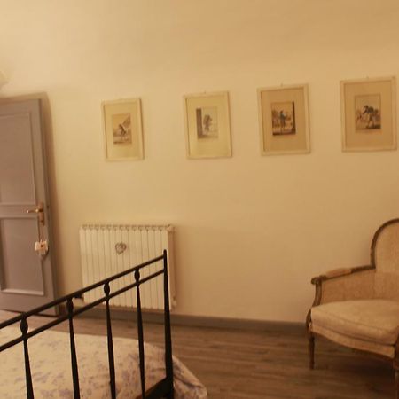 B&B Emily'S Rooms Φλωρεντία Δωμάτιο φωτογραφία