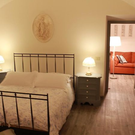B&B Emily'S Rooms Φλωρεντία Δωμάτιο φωτογραφία