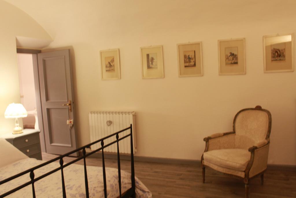 B&B Emily'S Rooms Φλωρεντία Δωμάτιο φωτογραφία