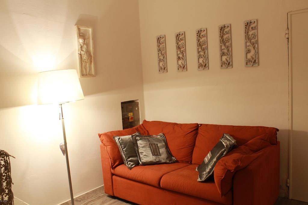 B&B Emily'S Rooms Φλωρεντία Δωμάτιο φωτογραφία